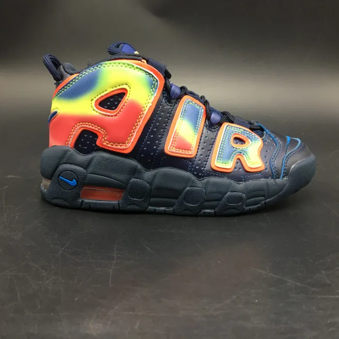 Reps nike air more uptempo “heat map” womens 847652-400 0125