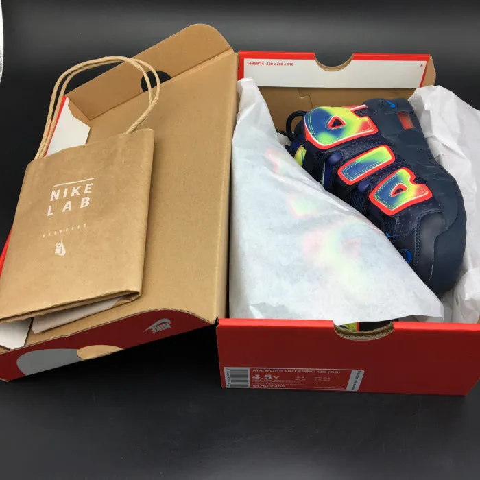 Reps nike air more uptempo “heat map” womens 847652-400 0125