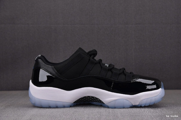 Reps air 11 jordan ''space jam'' fv5104-004 low 0224