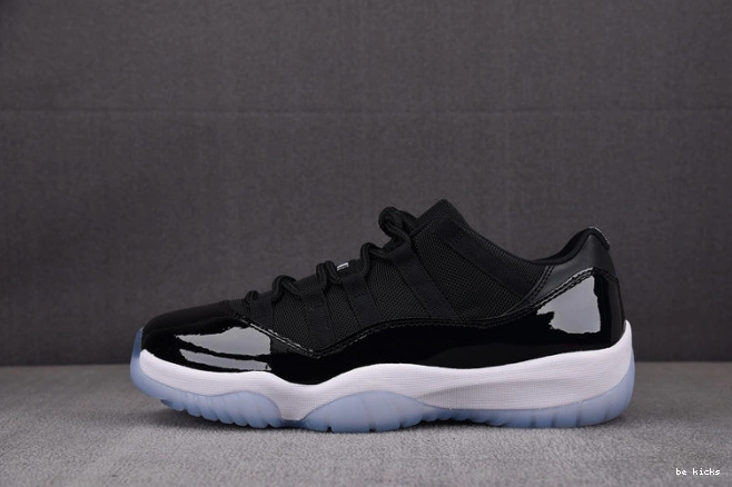 Reps air 11 jordan ''space jam'' fv5104-004 low 0224