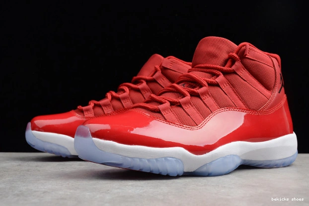 Reps retro“gym jordan air red” 11 378037-623 0213