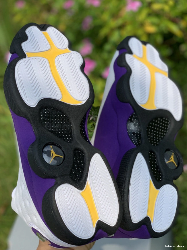 Rep jordan rivals lakers 414571-105 air 13 0220