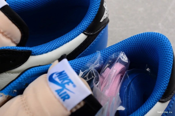 Rep 1 travis low x jordan fragment scott air dm7866-140 x 0214